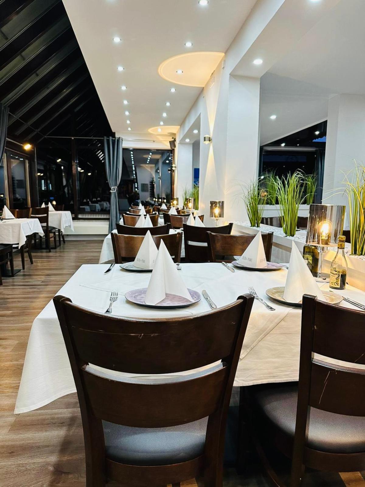 Hotel & Restaurant Olio E Pane Enzklosterle Luaran gambar