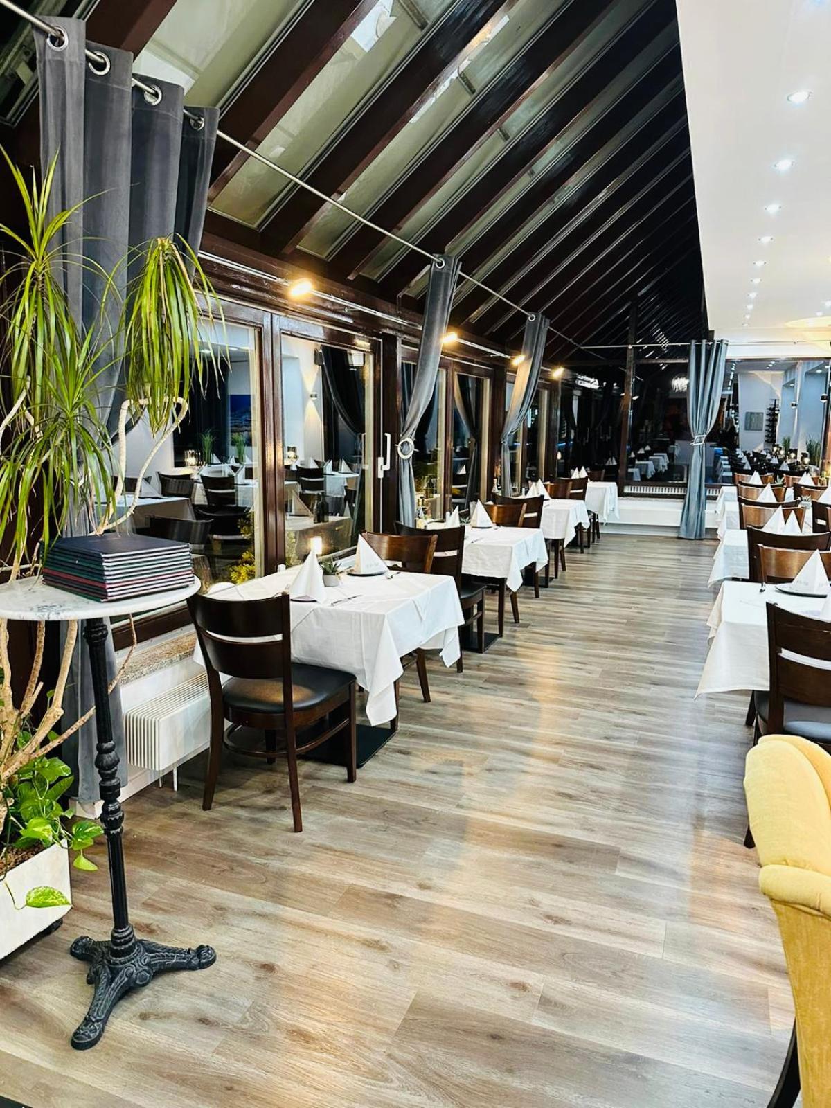 Hotel & Restaurant Olio E Pane Enzklosterle Luaran gambar